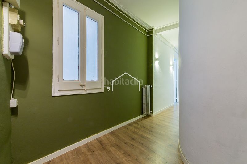 Foto 7a07b2fe-e54f-4349-8049-c906c074c9f2. Pis amb calefacció a Raval Barcelona