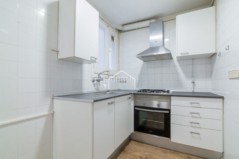 Foto 88061b31-cd8d-4cbf-bfd7-f9a37d311e90. Pis amb calefacció a Raval Barcelona