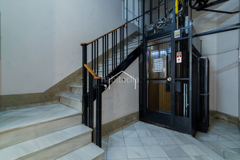 Foto 93e09ec3-d081-4715-9816-ee2f915d86df. Pis amb calefacció a Raval Barcelona