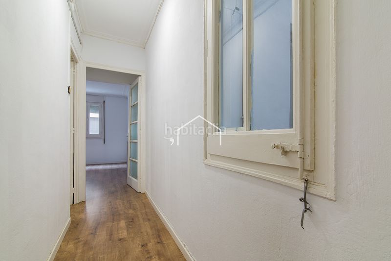 Foto c77fdd00-c5fc-4925-9c7a-a21799a94ba6. Pis amb calefacció a Raval Barcelona