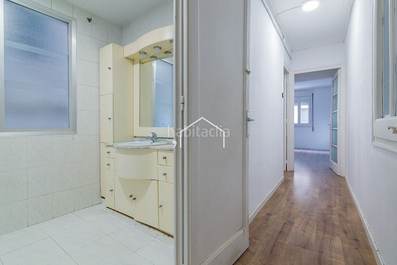 Foto c7d59eff-61fa-43bc-bbc6-1180c480a8a6. Pis amb calefacció a Raval Barcelona