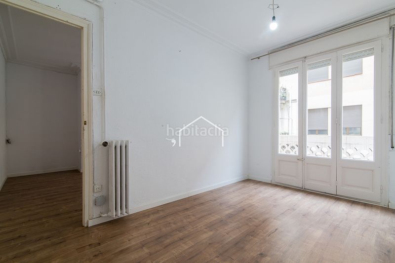 Foto ea1220af-c7c3-4bfd-923e-3576aa782500. Pis amb calefacció a Raval Barcelona