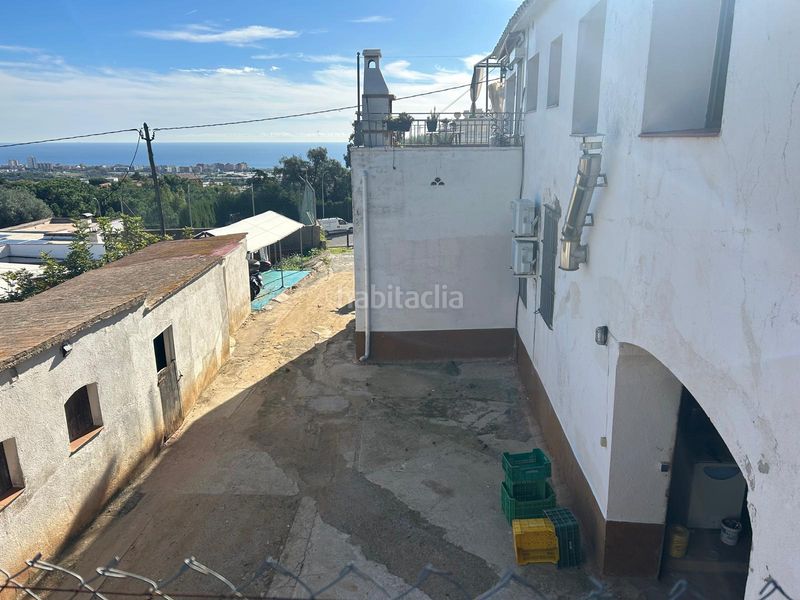 Foto 163af5cf-d7f9-4b31-a258-81843cb63c76. Masia amb calefacció aparcament piscina a Vilassar de Dalt