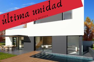 Casa bifamiliare in Poble. Casa pareada de obra nueva en calonge, mas barceló