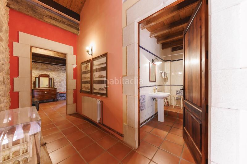Foto 0227c76e-73fc-4be3-84a8-445ee69ec041. Masía torre d castillo del siglo x con licencia turística y beneficios fiscales, en venta en girona en Amer