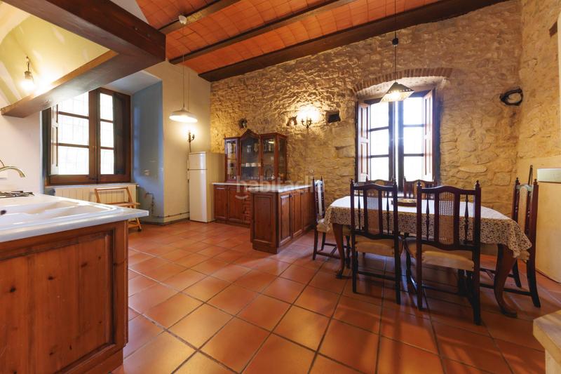Foto 04d55c53-3e40-44f0-b76d-79acb9d54396. Masía torre d castillo del siglo x con licencia turística y beneficios fiscales, en venta en girona en Amer