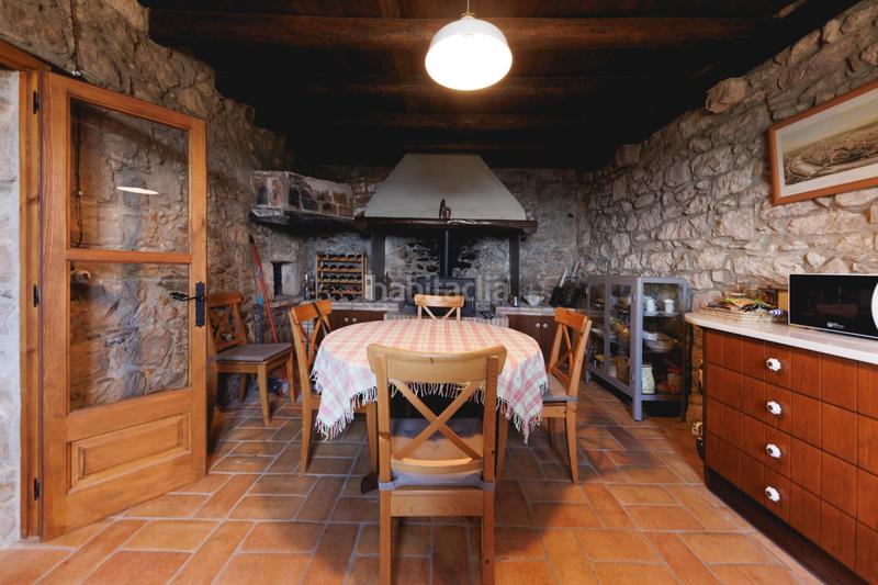 Foto 2c9a9832-6b96-47f1-9ffd-1f63f847dc2a. Masía torre d castillo del siglo x con licencia turística y beneficios fiscales, en venta en girona en Amer