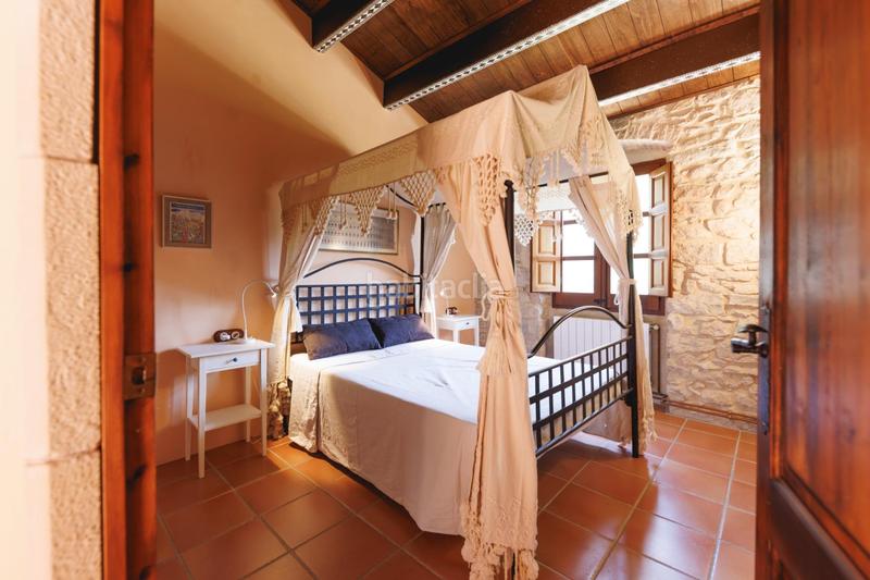 Foto 2d37a11b-98be-4a36-b448-810f40021d93. Masía torre d castillo del siglo x con licencia turística y beneficios fiscales, en venta en girona en Amer