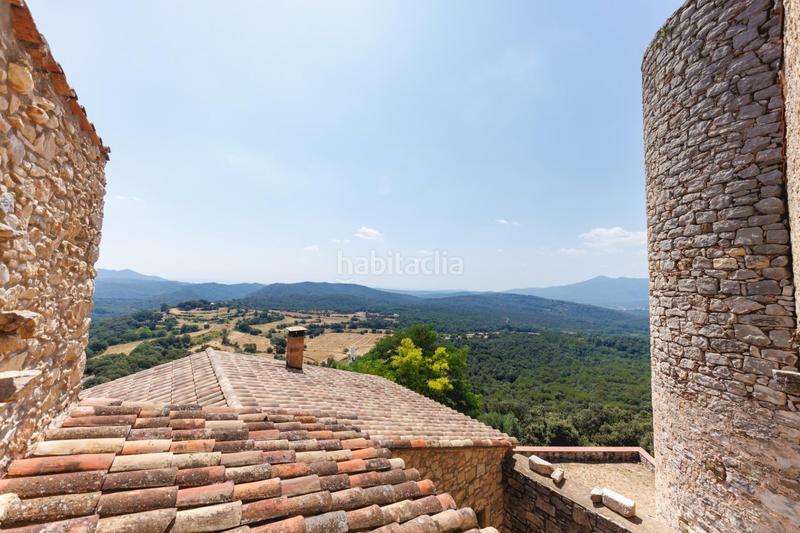 Foto 4a995d2c-578e-4505-8f59-2b33ca4316d7. Masía torre d castillo del siglo x con licencia turística y beneficios fiscales, en venta en girona en Amer