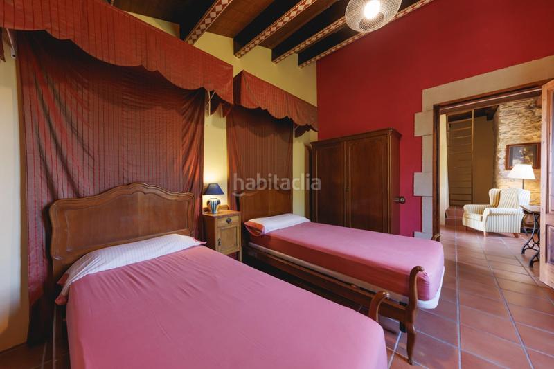 Foto 725fdb00-1052-46df-a9e8-b6af5250c371. Masía torre d castillo del siglo x con licencia turística y beneficios fiscales, en venta en girona en Amer