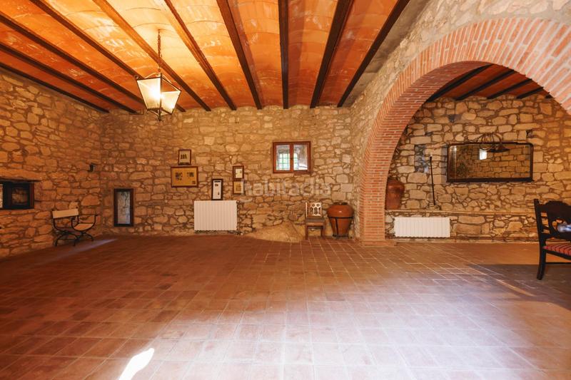 Foto a6af7f55-9635-4b14-a152-37518dfa63e0. Masía torre d castillo del siglo x con licencia turística y beneficios fiscales, en venta en girona en Amer