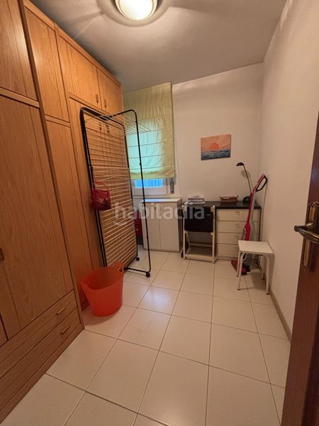 Foto f179f7b9-39a3-40d1-bcf3-581379722941. Rent flat with heating parking in Eixample Nord Girona