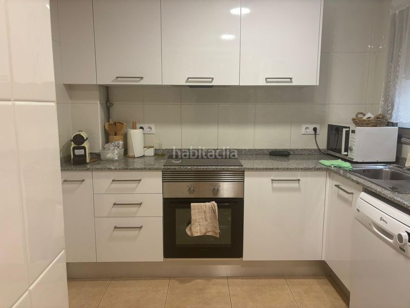 Foto bfba2a93-84e2-4f60-b6af-0f854ac1d4a2. Duplex in Eixample Sud-Migdia Girona