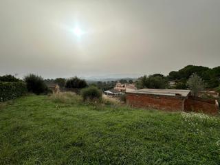 Terreny residencial a Sant Esteve Sesrovires. Terreno semiplano en sant esteve sesrovires