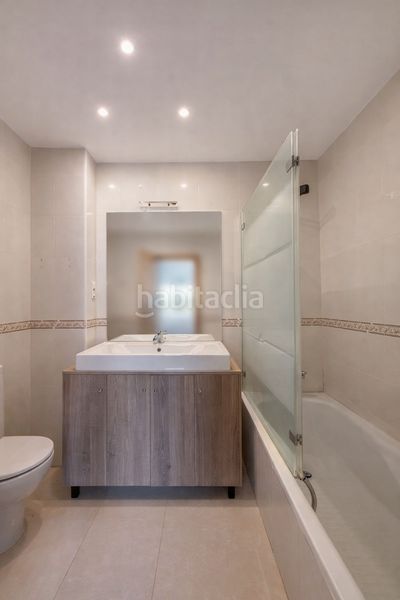 Foto 0215194b-7dee-4fb1-930a-1a5fd3722f15. Casa adossada amb calefacció aparcament piscina a Matadepera