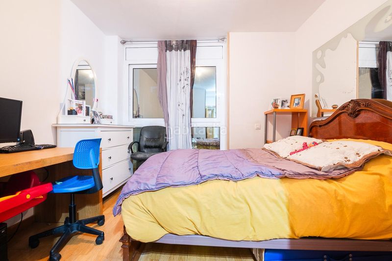 Foto 7bbb6175-b0b1-47c1-ad9a-eeb4993c0287. Pis amb calefacció aparcament a Zona Esportiva Terrassa