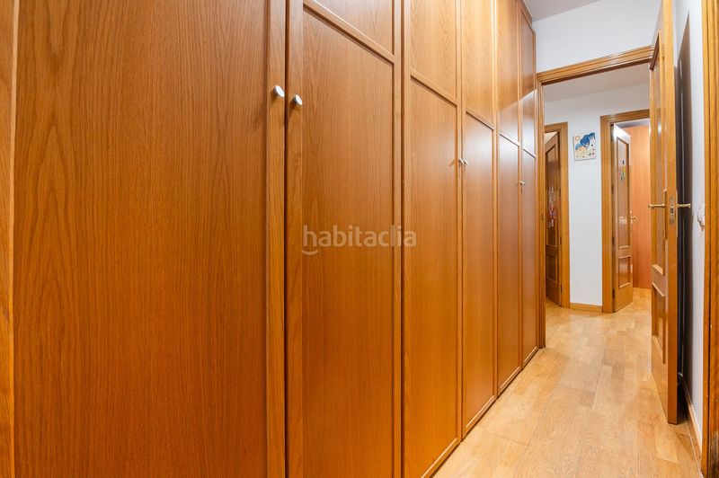 Foto df00158e-7cb3-4127-bbcc-1c943309ccba. Pis amb calefacció aparcament a Zona Esportiva Terrassa