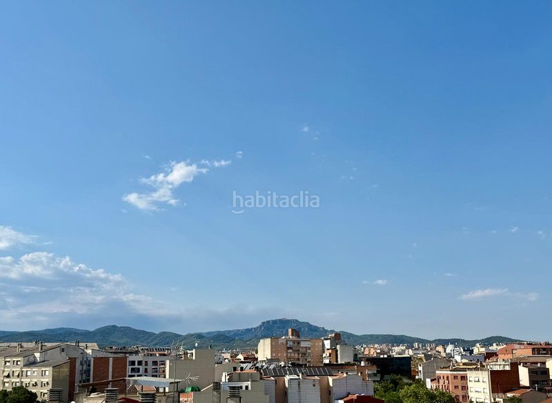 Foto faa5f8e2-0b84-4feb-8218-c1f437511af6. Dúplex amb calefacció aparcament a La Cogullada Terrassa