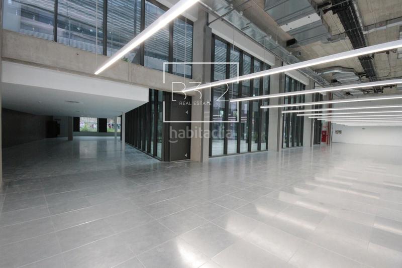 Foto 1918310e-2a89-4cc6-ba4c-d21e10447a75. Rent business premise in pere iv 416 in Provençals del Poblenou Barcelona