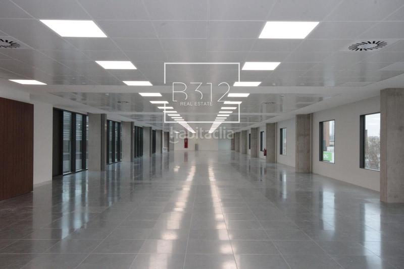 Foto 26b6217d-94e6-456a-9f76-9f2af2ec3dcc. Affitto ufficio in pere iv 416 in Provençals del Poblenou Barcelona