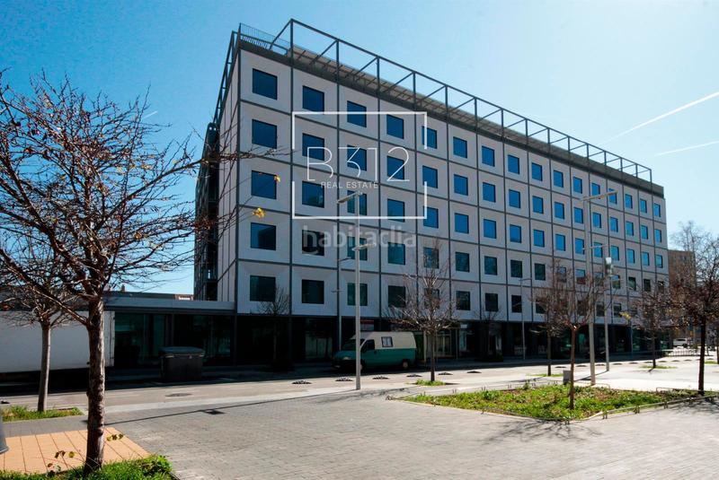 Foto e8dafd47-8951-4e0c-906f-95bc7209de9a. Location bureau dans pere iv 416 dans Provençals del Poblenou Barcelona