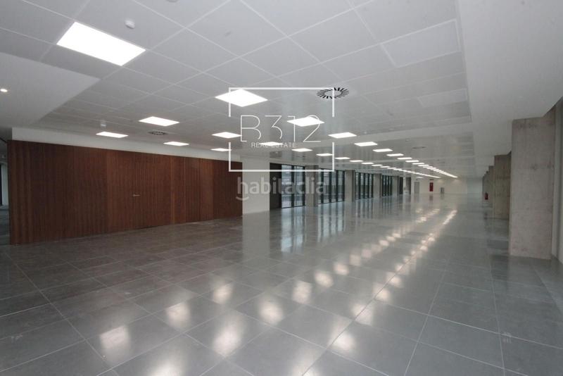 Foto 5008bad6-d4e3-4edc-a935-bc9ba1cdfb6d. Rent office space in pere iv 416 in Provençals del Poblenou Barcelona