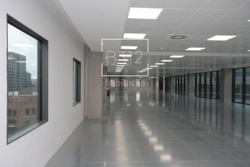 Foto 840b7cc1-e421-47fa-bac9-19650d165752. Rent office space in pere iv 416 in Provençals del Poblenou Barcelona