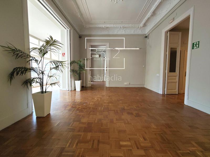 Foto 609edad0-8915-4676-94b9-ae5e84ec8e27. Rent office space with heating in Dreta de l´Eixample Barcelona