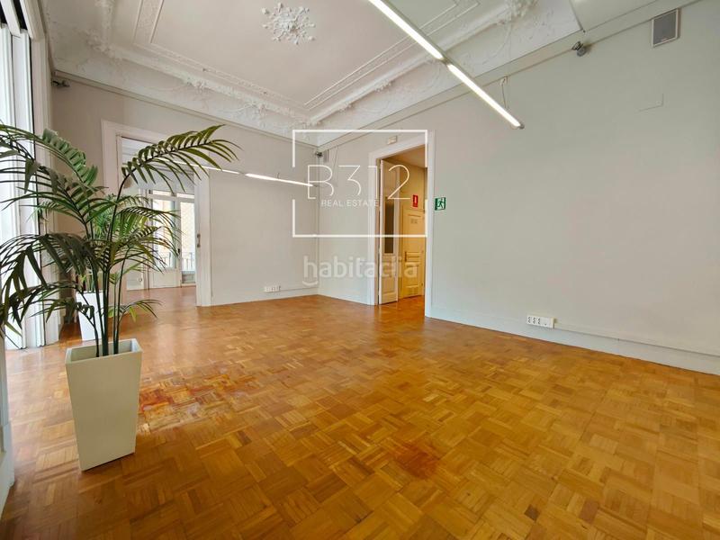 Foto c0b59fef-1c91-45eb-82e9-5eb1e8702122. Rent office space with heating in Dreta de l´Eixample Barcelona