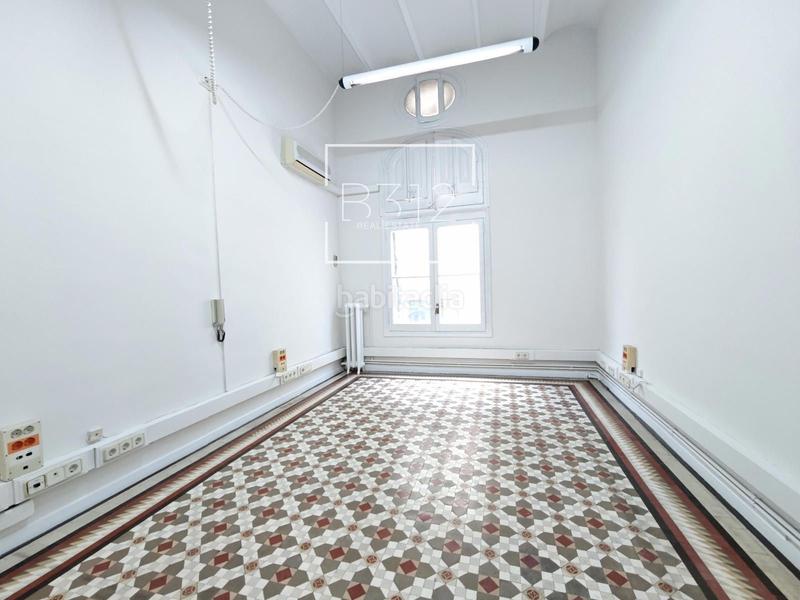 Foto fbd55fb1-df7f-478b-9a09-8f1e481b761a. Rent office space with heating in Dreta de l´Eixample Barcelona