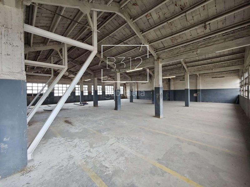 Foto fcbf03a1-84eb-4da6-aa38-4ee650b3de47. Lloguer edifici a Provençals del Poblenou Barcelona
