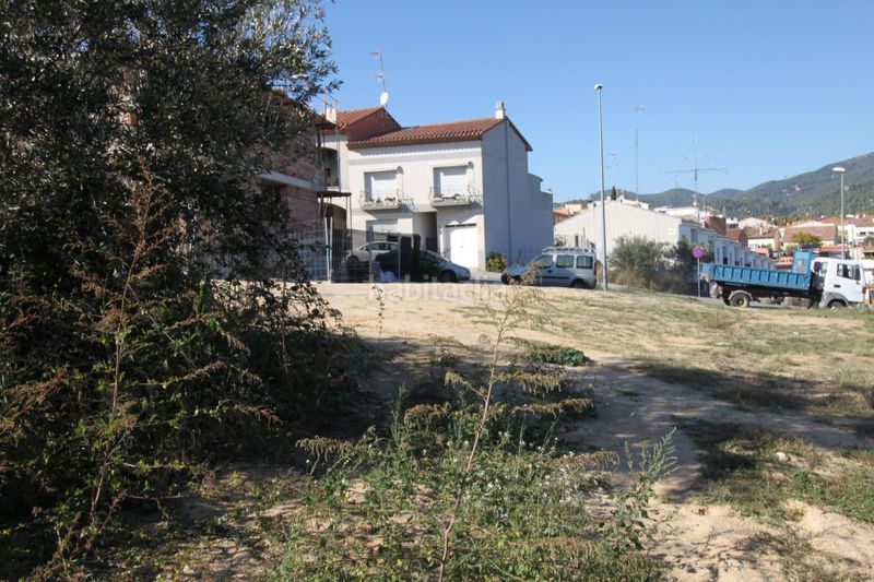 Foto 9bb7ca6b-d80f-4f2f-95bf-97b1a41a85f8. Terreny residencial a Sentmenat