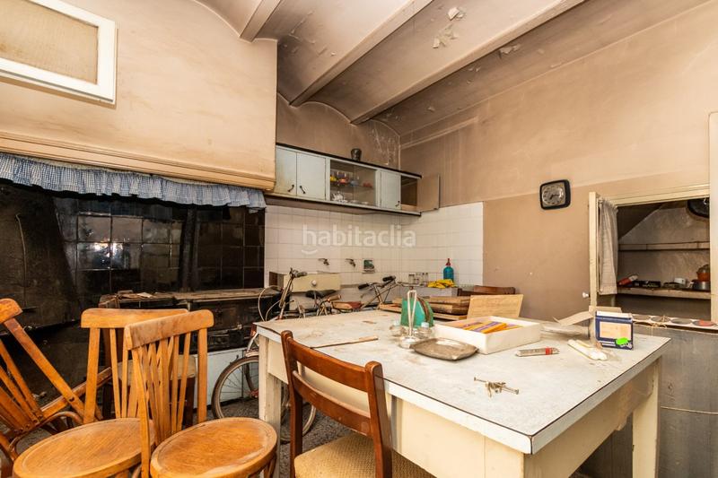 Foto a7077f31-2aab-421b-9bf8-2546ef4ba897. Casa gran casa para reformar en Sentmenat