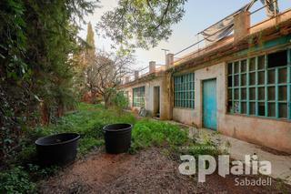 Casa adossada a Sentmenat. Unifamiliar adosada en venta en sentmenat