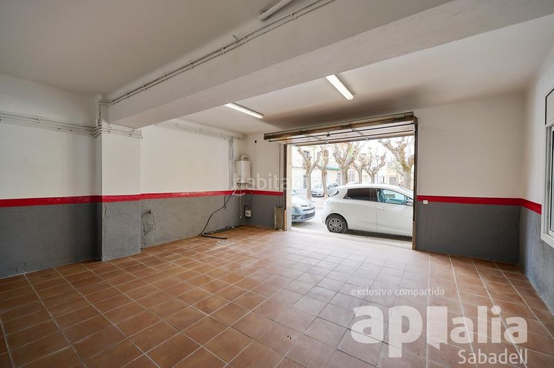 Foto 4d818def-6e89-4d85-8870-eb368db76364. Casa adossada amb aparcament a Sentmenat