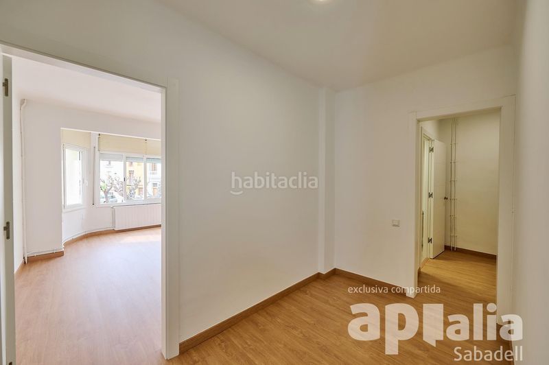 Foto 89c8ea85-a56b-4478-a644-292ce0dfcbfd. Casa adossada amb aparcament a Sentmenat
