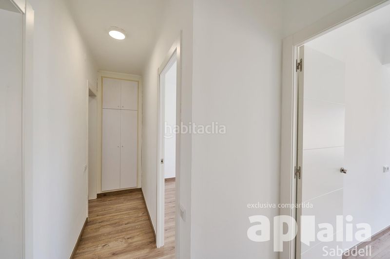 Foto abdc5f83-c14f-4a22-970a-bd76cc1a1c89. Casa adossada amb aparcament a Sentmenat