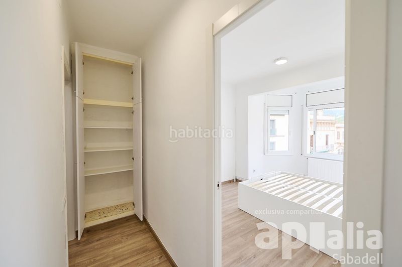 Foto f5284a12-bdc3-4a37-a623-082c6d5a2d31. Casa adossada amb aparcament a Sentmenat