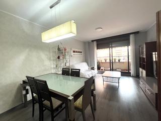 Etagenwohnung in Castellarnau. Piso 2 hab  pk reformado en castellarnau