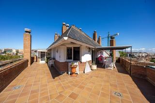 Penthouse in Centre - Estació. Ático dúplex con terraza en sant cugat