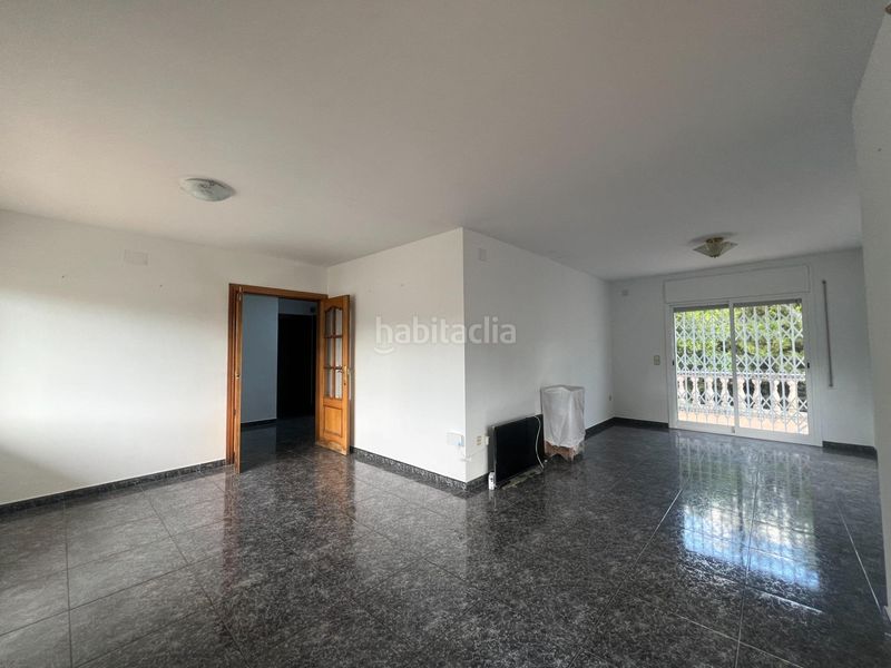 Foto d6fd8d92-99e2-467a-816c-b9386e2c5714. Xalet amb aparcament a Sentmenat