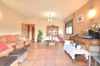 Maison à Vallirana. Casa unifamiliar en vallirana con vistas.