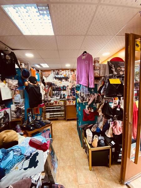 Foto 2d6df793-7501-42f2-b2fd-0a71a3f48c57. Business premise with heating in Centro Moralzarzal