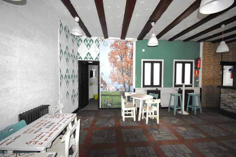 Foto 4c85fd74-1015-4b67-8c0f-63664828307e. Local comercial a El Espinar Pueblo Espinar (El)