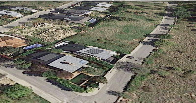 Foto cf93e182-a4bb-42f2-8e7d-856202f42a4e. Wohngrundstück in Navacerrada