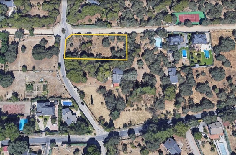 Foto 43fe0bdd-f07f-40dc-844d-cc1b8d9279b4. Residential plot in Las Zorreras-Monte Encinar Escorial (El)