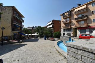 Pis a Cercedilla. Parquecasa vende magnífico piso en el casco urbano de cercedilla