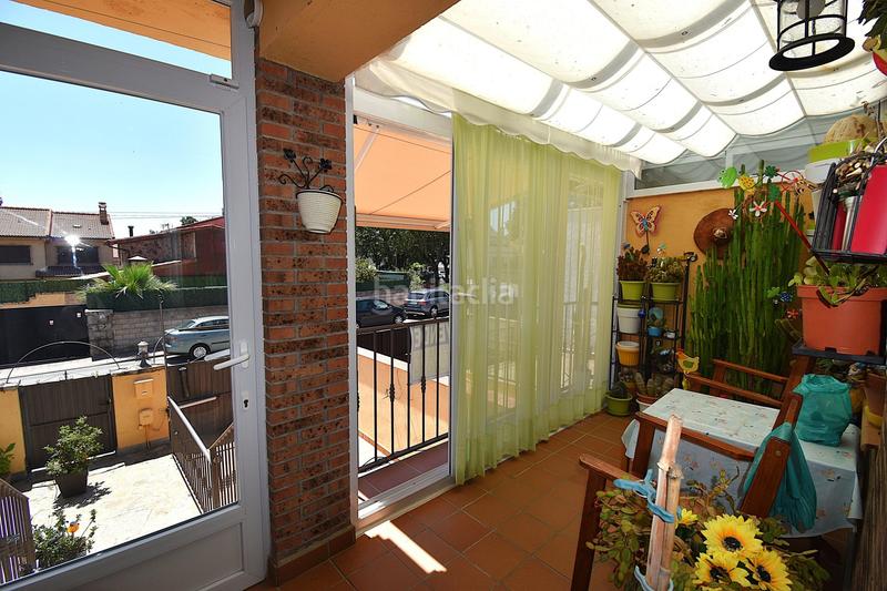 Foto bc7a6ad4-7732-499a-ba96-e02238795d31. Casa adosada parquecasa vende chalet adosado, amplio y muy luminoso.si buscas una vivienda en un entorno tranquilo, esta propiedad es tu mejor en Molinos (Los)