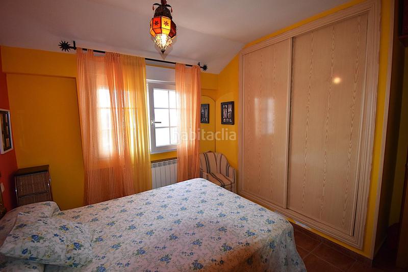 Foto dc007727-1acf-4079-a61c-19dbdec62472. Casa adosada parquecasa vende chalet adosado, amplio y muy luminoso.si buscas una vivienda en un entorno tranquilo, esta propiedad es tu mejor en Molinos (Los)