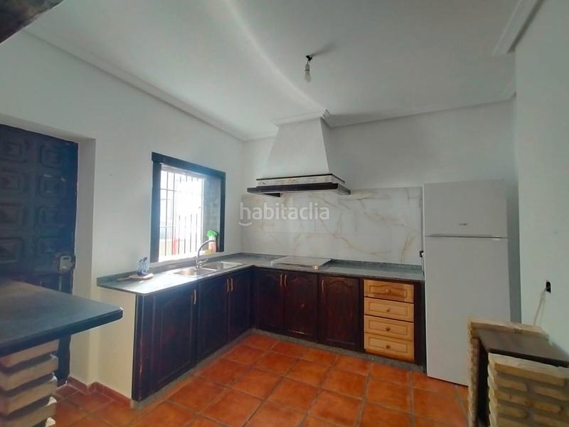 Foto 6ef0c8ff-c84a-494b-bc47-760370002bbc. Xalet amb xemeneia aparcament piscina a Cuatro Pinos - El Carmen Puerto de Santa María (El)